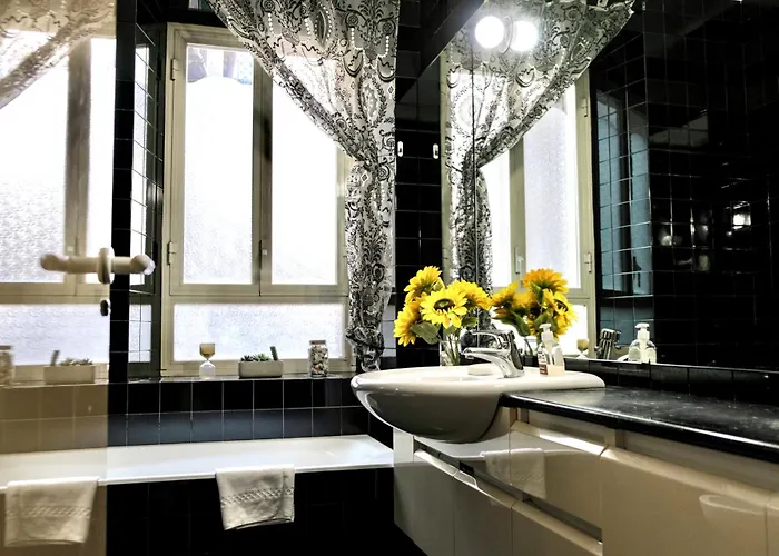 - Walk To Navona - Full Kitchen - Fast Wi-fi & A-c * Roma