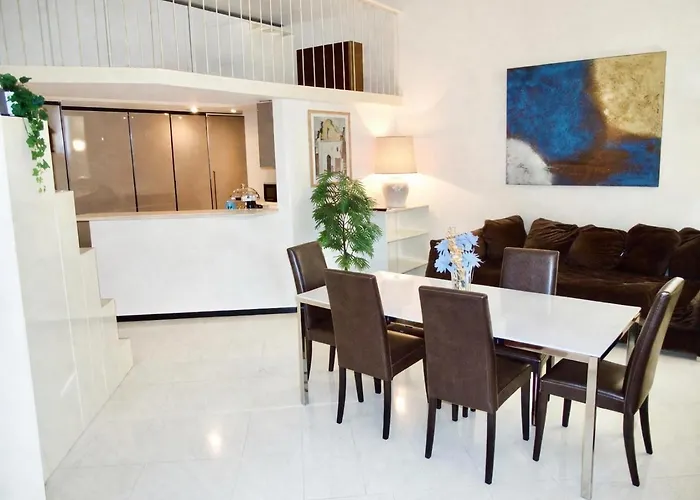Apartman - Walk To Navona - Full Kitchen - Fast Wi-fi & A-c *
